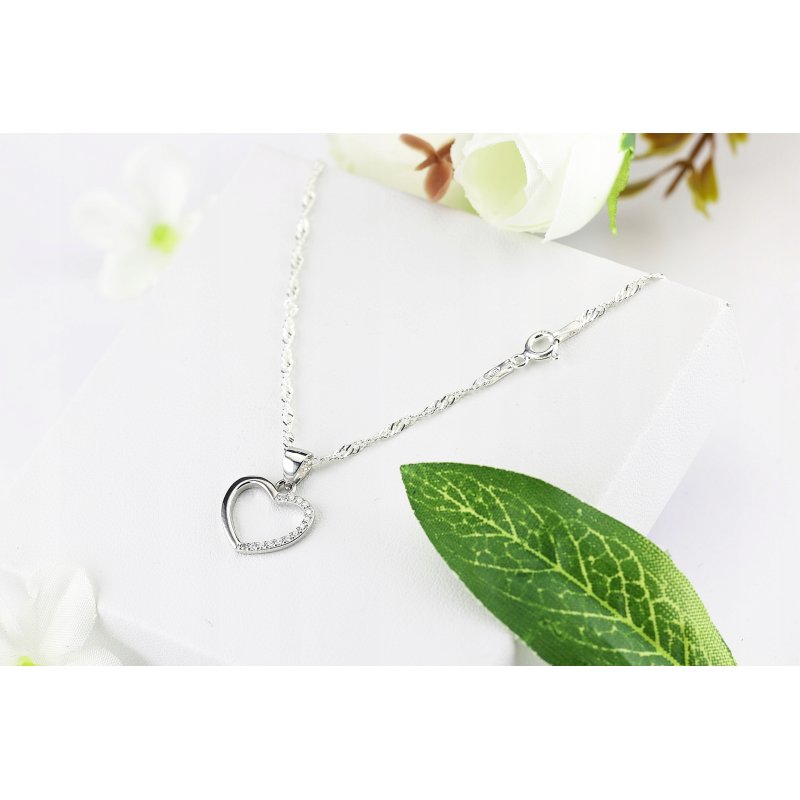 Łańcuszek damski Singapur z serduszkiem z cyrkoniami srebro próby 925
