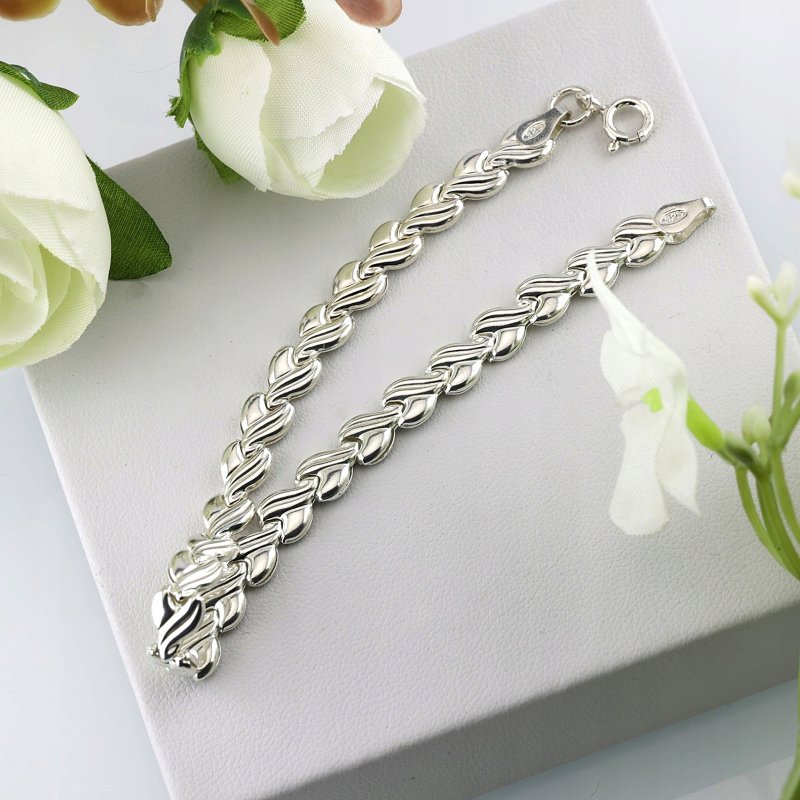 Bransoletka damska w serduszka  srebro próby 925 długość 19cm