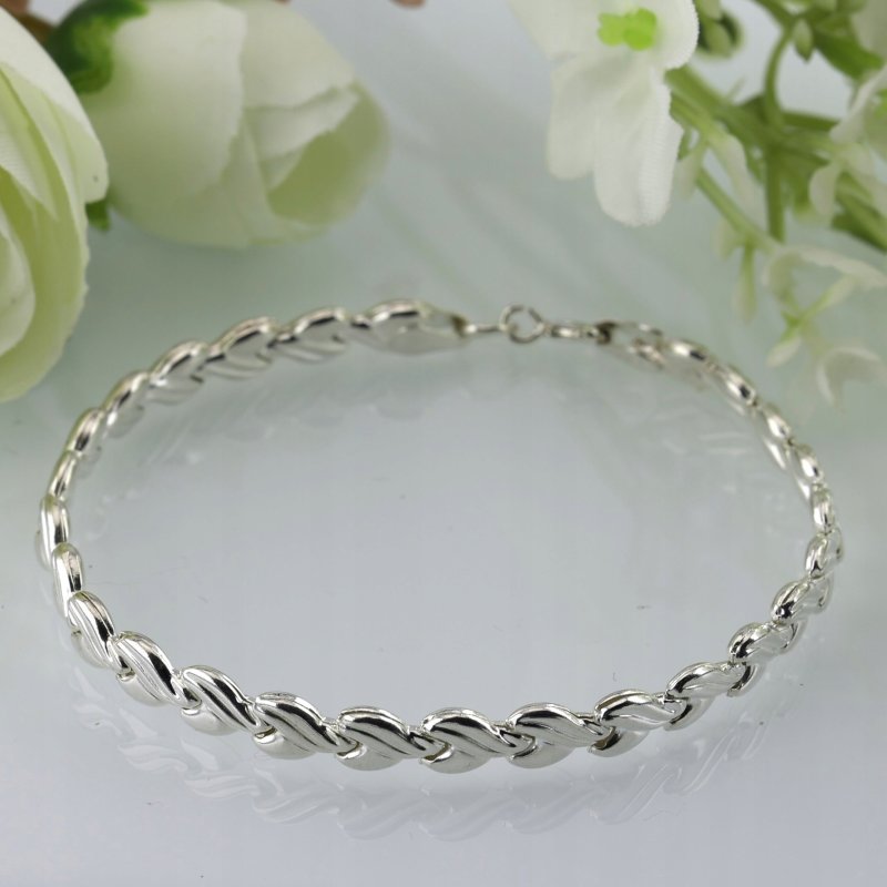 Bransoletka damska w serduszka  srebro próby 925 długość 19cm