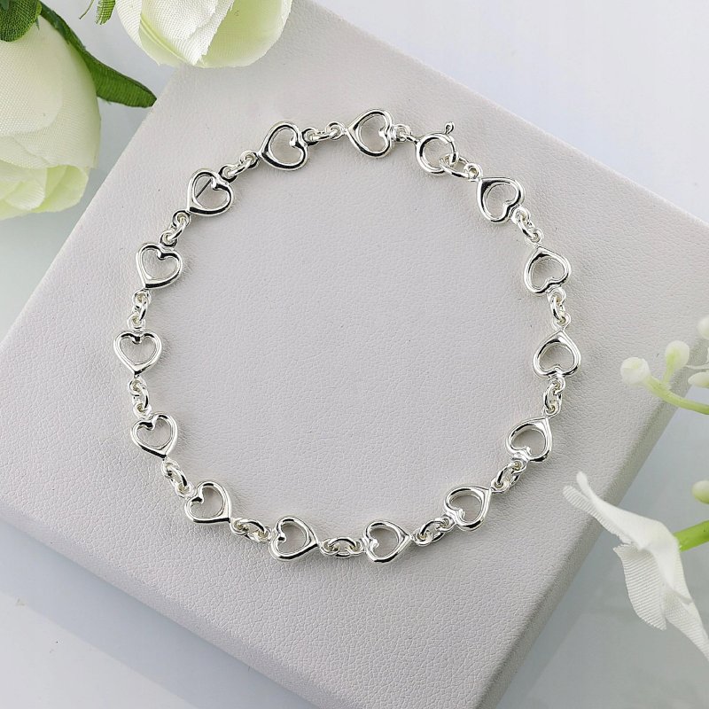 Bransoletka damska w serduszka srebro próby 925 długość 18,5cm