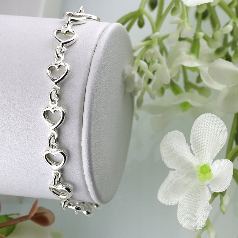 Bransoletka damska w serduszka srebro próby 925 długość 18,5cm