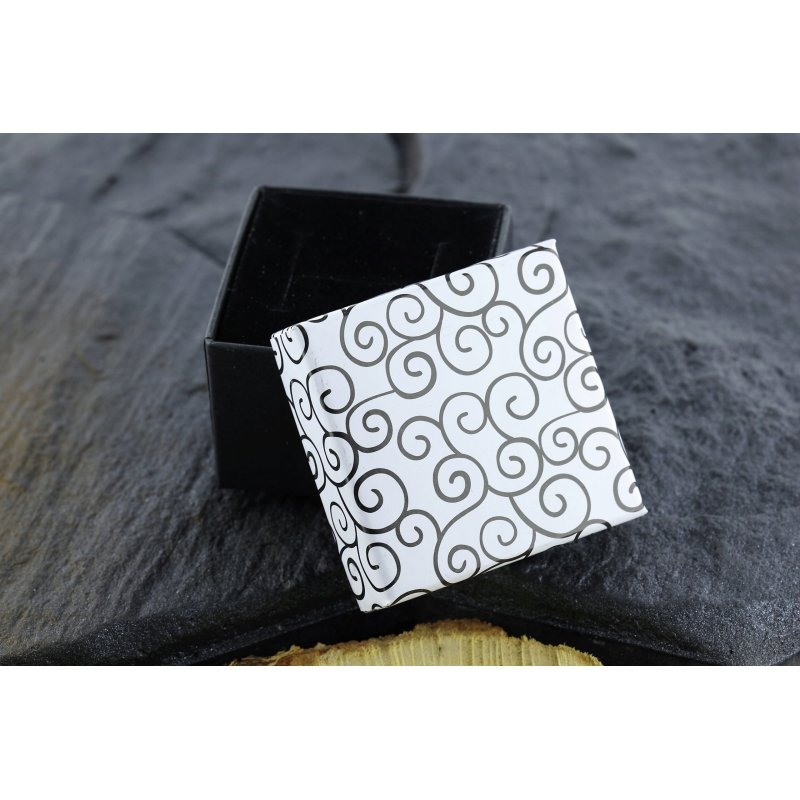 Opakowanie jubilerskie 50mmx50mmx35mm na kolczyki pierścionek