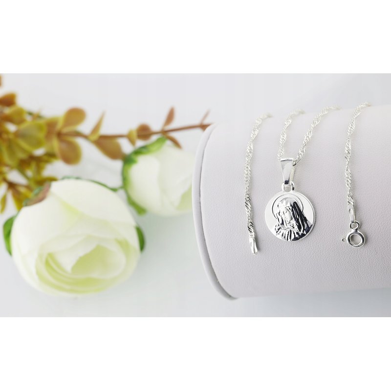 Srebrny damski łańcuszek Singapur z medalikiem Matki Boskiej próby 925
