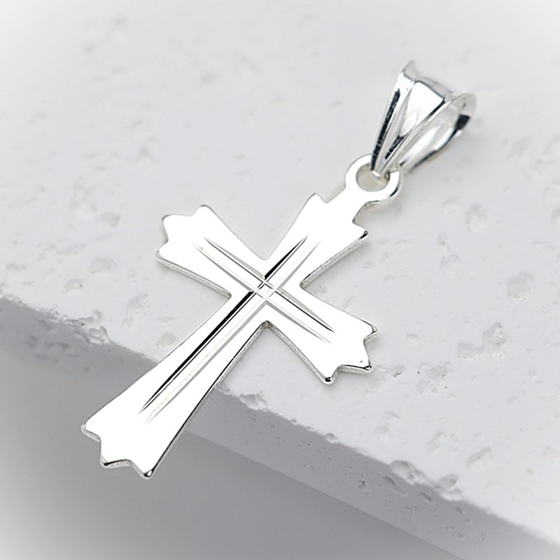 Srebrny krzyżyk próba 925 stylowy i ponadczasowy Wyrób  Jubilerski