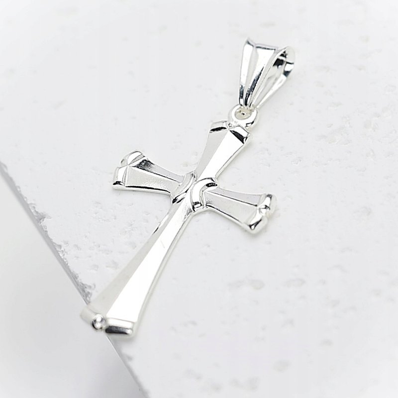 Srebrny Krzyżyk próba 925 Stylowy i Ponadczasowy Wyrób  Jubilerski