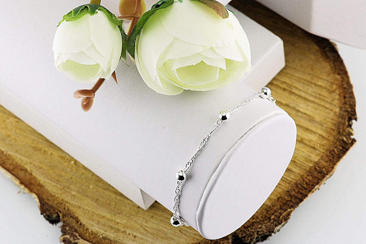 ŁAŃCUSZEK NASZYJNIK DAMSKI SREBRNY PRÓBA 925 SINGAPUR Z KULECZKAMI 45 CM